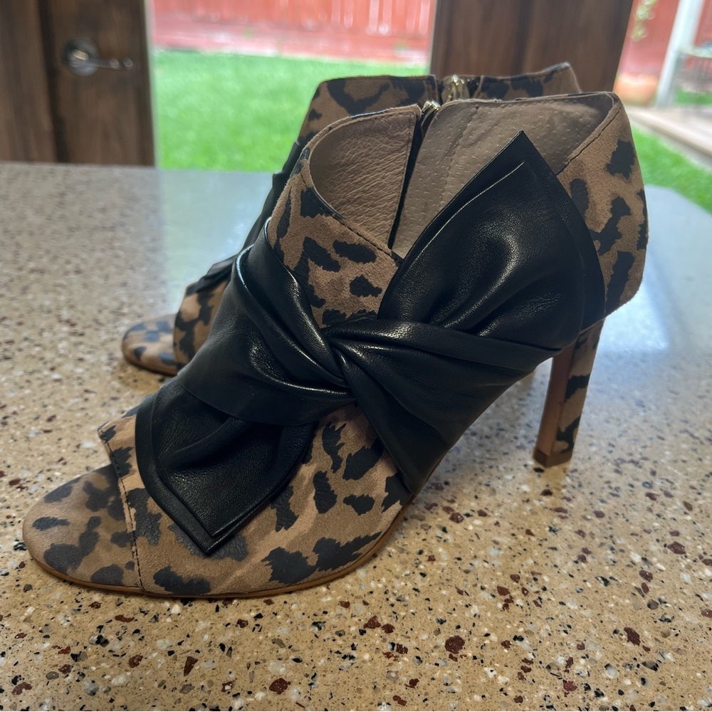 Louise Et Cie Womens Gouache Leopard Open Toe Booties Size 6 M